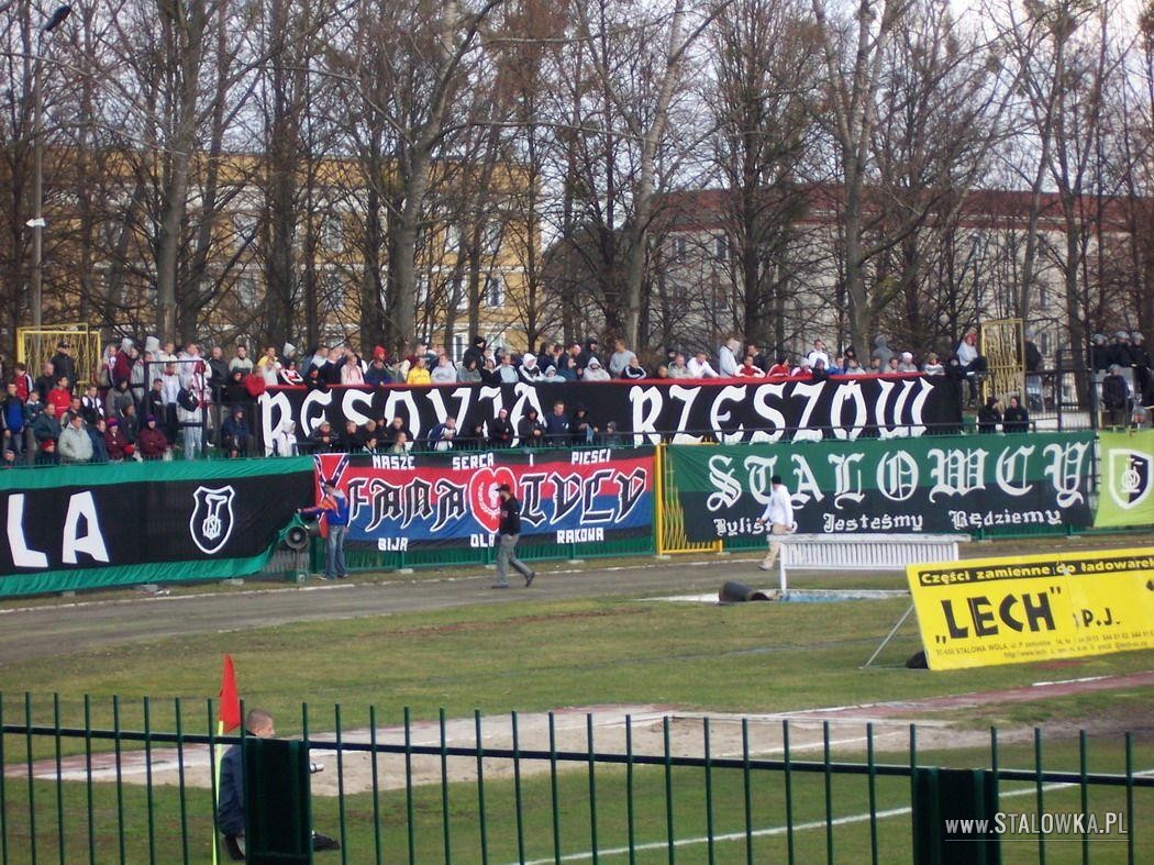 Stal Stalowa Wola - Stal Rzeszw (2004-11-06)