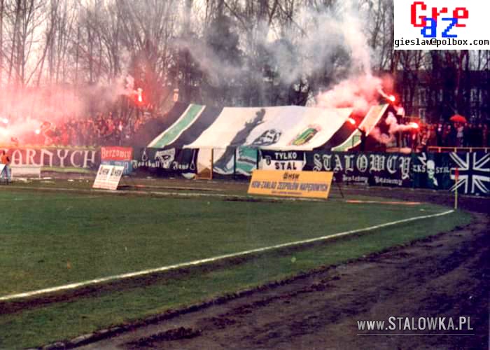 Stal Stalowa Wola - Sandecja Nowy Sącz (2002-04-13)
